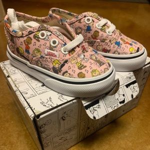 Peanuts Dance Party/Pink Vans